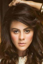 Jинаан Хуссаин