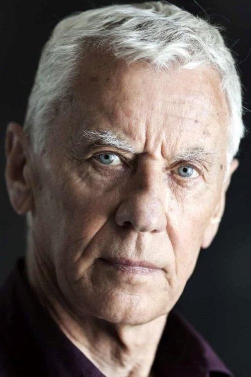 Паул Хüттел