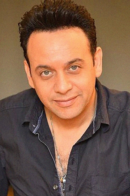 Мостафа Qмар