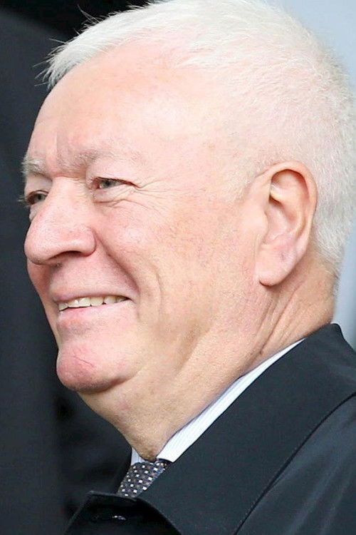 Тревор Еаст