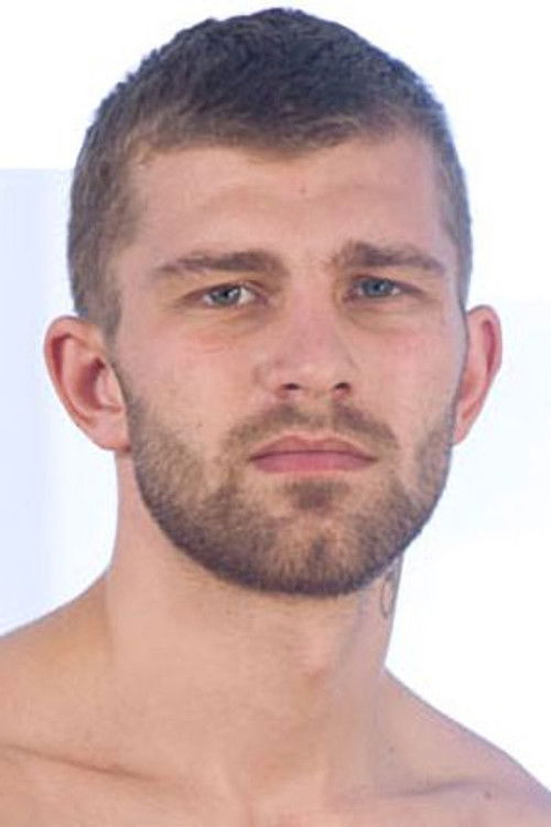 Никол Монак