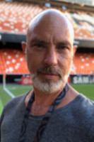 Ману Царриау