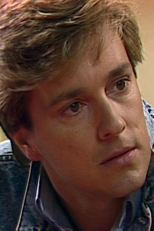 Wаррен Jонес