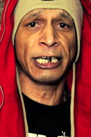  Мартин Смит