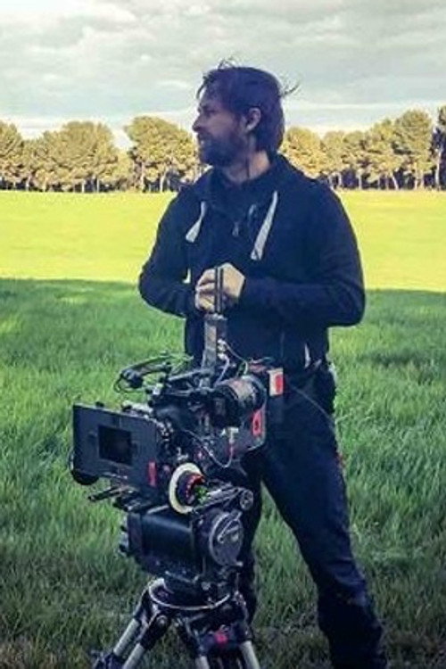 Алберто Флорес