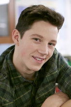 Jулиен Адам