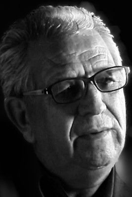 Царлос Wебер