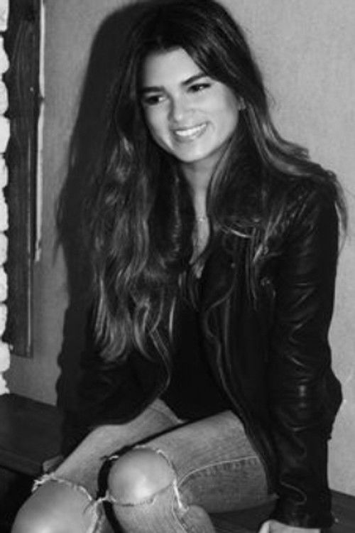 Назлй Абоу Сеиф