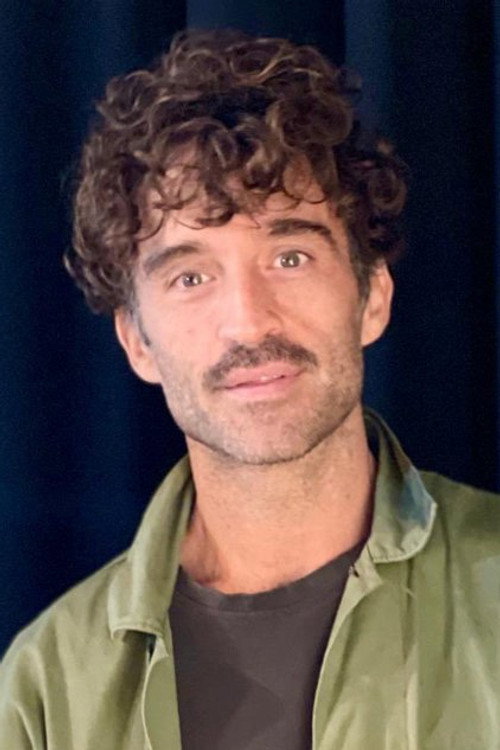 Едуардо Jара