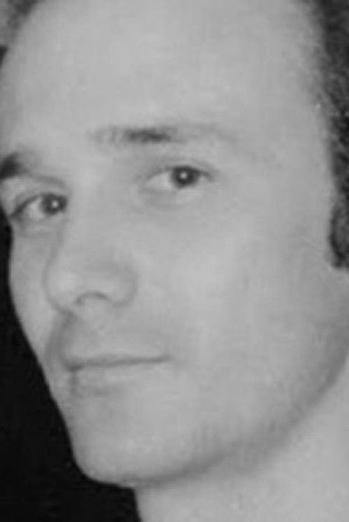 Леви Салгадо