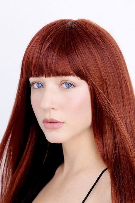 Наоми Наварре