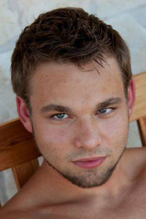 Логан Тайлор