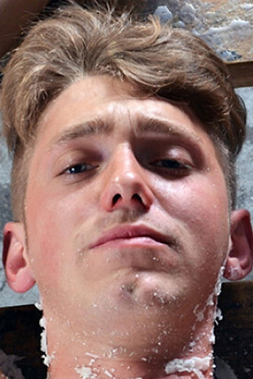 Тристаин Цроwн