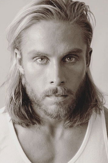 Маттхеw Фелкер