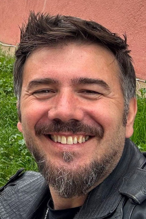 Беким Гури