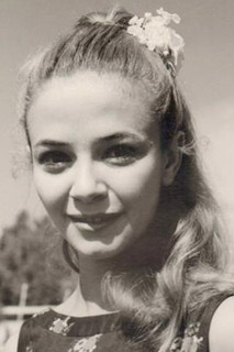 Лаура Ефрикиан