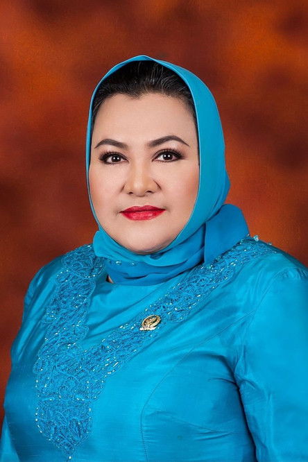  Эмилия Контесса