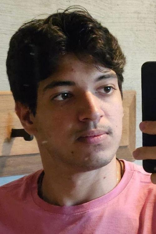 Винíциус Салес