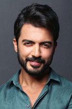 Йусуф Гüней