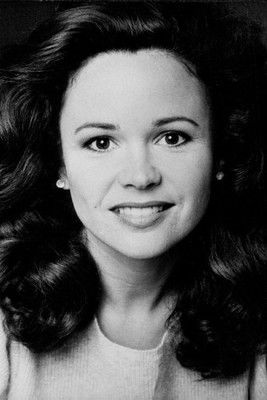 Гаил Едwардс