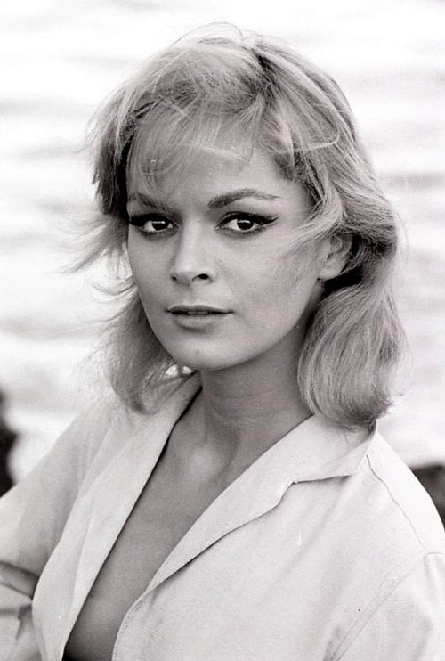  Летиция Роман