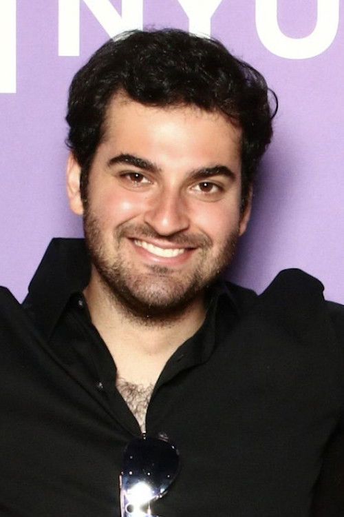 Тристан Могари