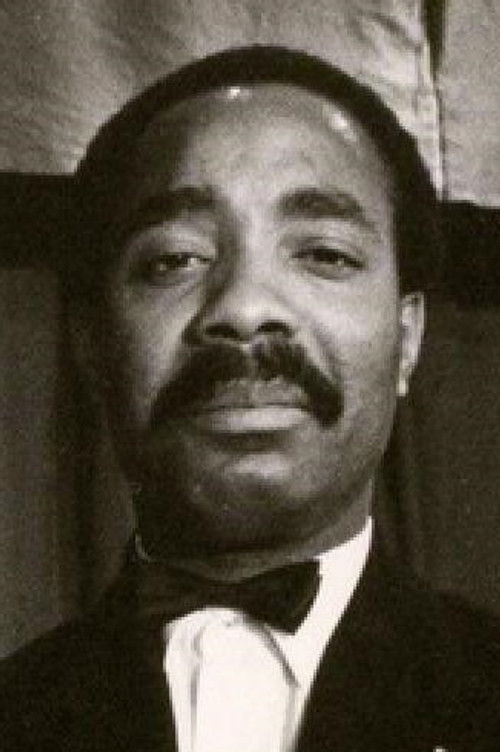 Раймонд Аqуилон