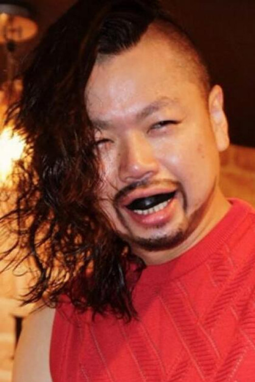 中邑珍輔
