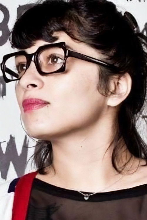 Саназ Азари