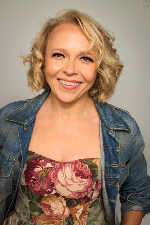 Денисе Jонес