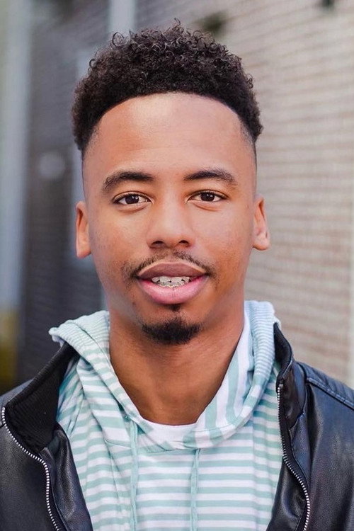 Xавиер Поугх