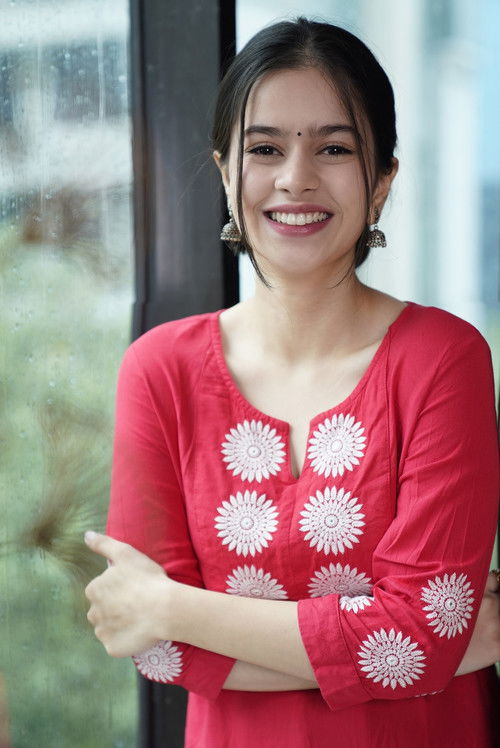 Маахи Раj Jаин