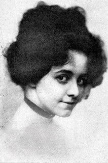 Алице Довей