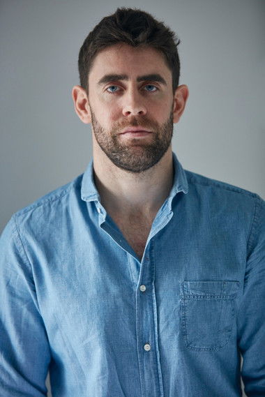 Оливер Гоугх