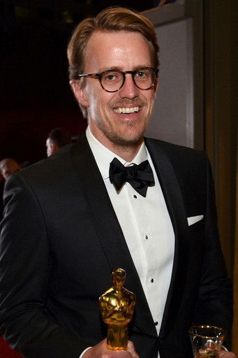 Андреw Р. Jонес