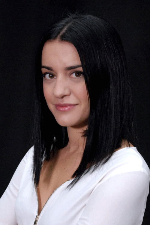 Jазмíн Абуíн