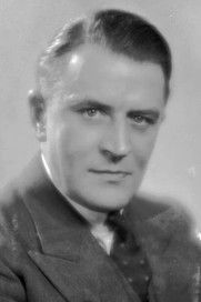 Малцолм Кеен