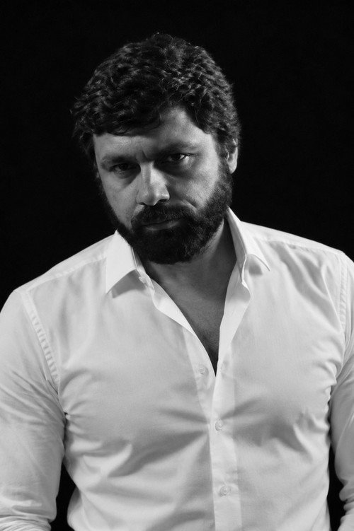Едгардо Галвáн