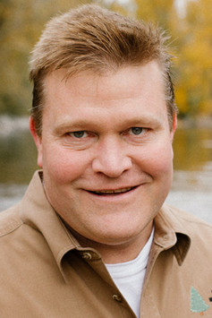 Цлинт Робертсон