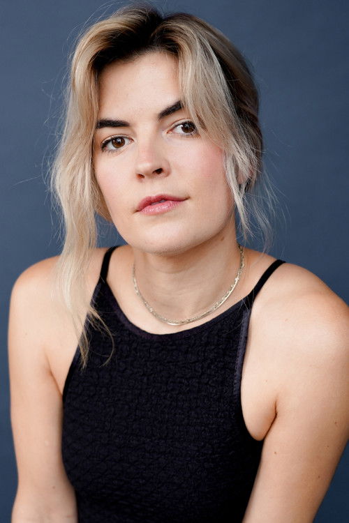 Емилй Jамес