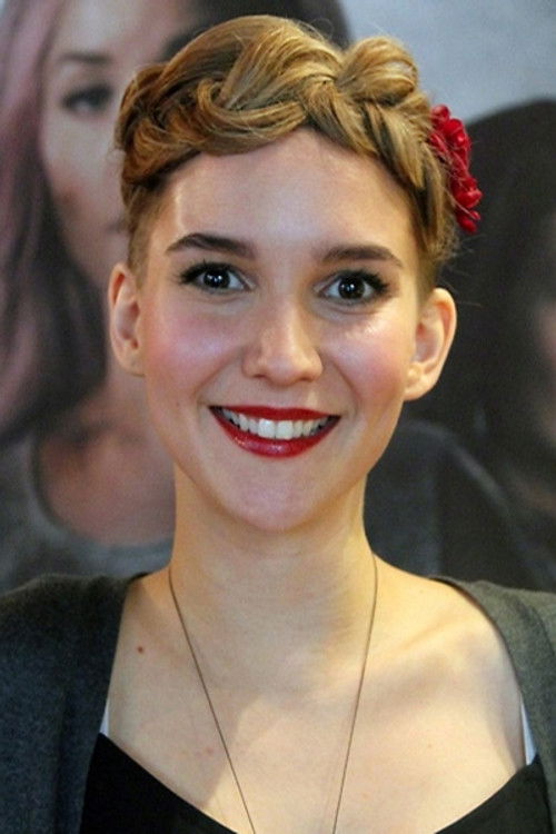 Сара Лохинива