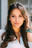 Арианна Схининг Стар