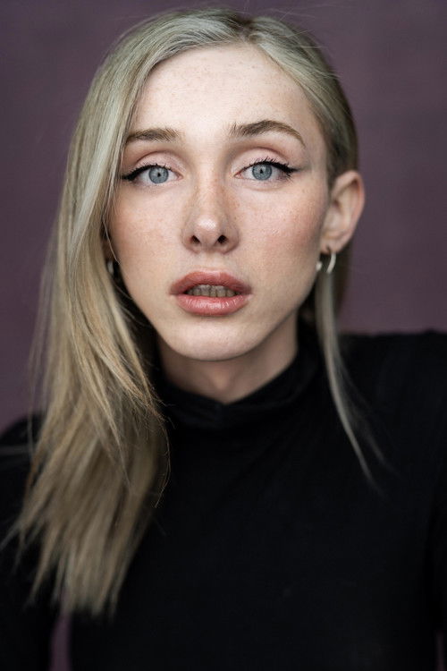 Рееце Лйонс