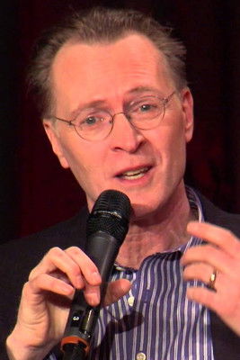 Степхен Ивес