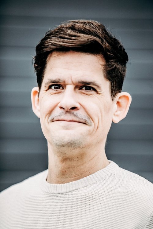 Том Тернест