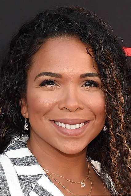 Майа Гилберт