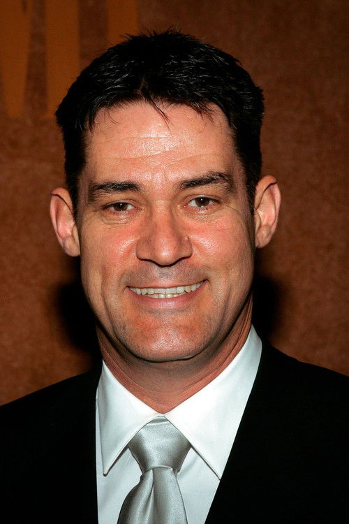  Грэм Ревелл