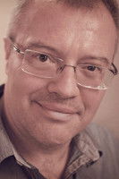 Даниел Монзóн