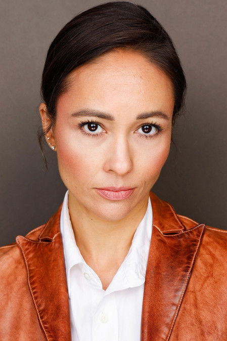 Jеннифер Фиелд