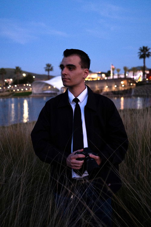 Антхонй Wахл